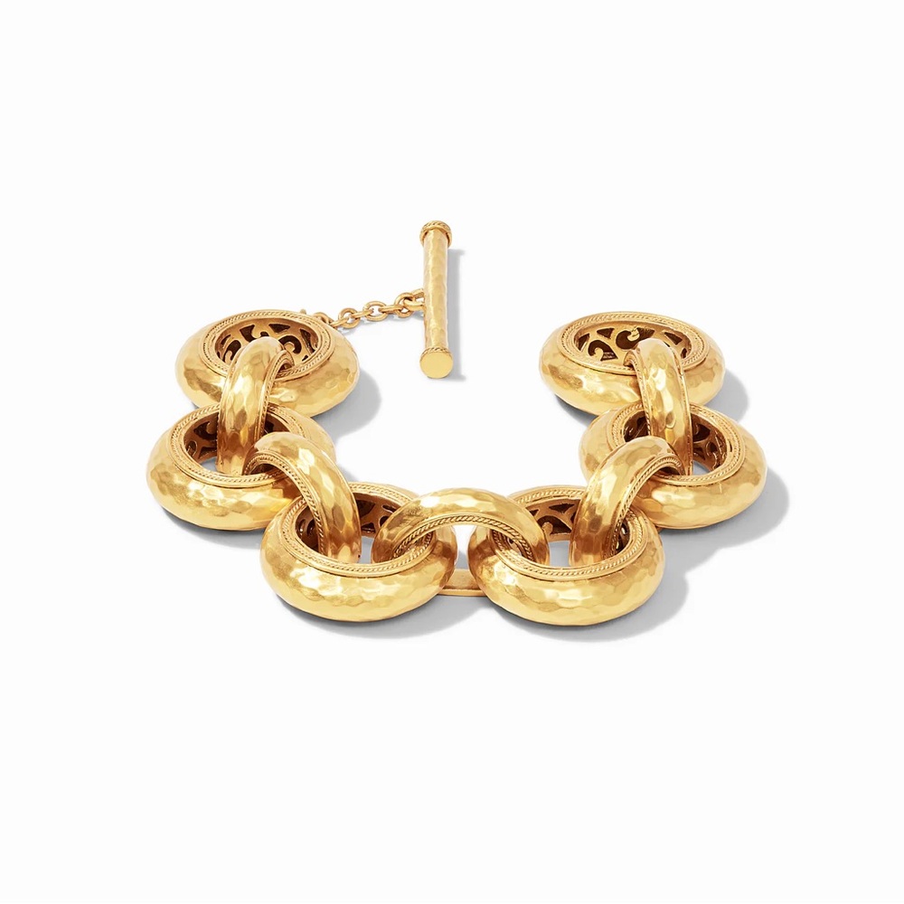 Elegant Gold Link Bracelet